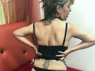 Matureamazingwet